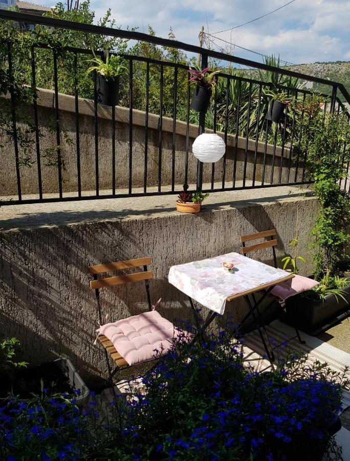 Apartamento Apartman Lara Rijeka Exterior foto